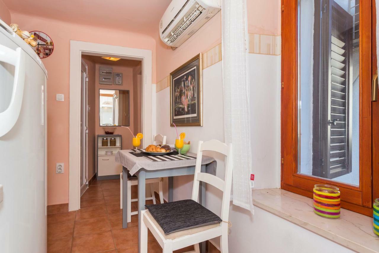Apartment Antonio Split Buitenkant foto
