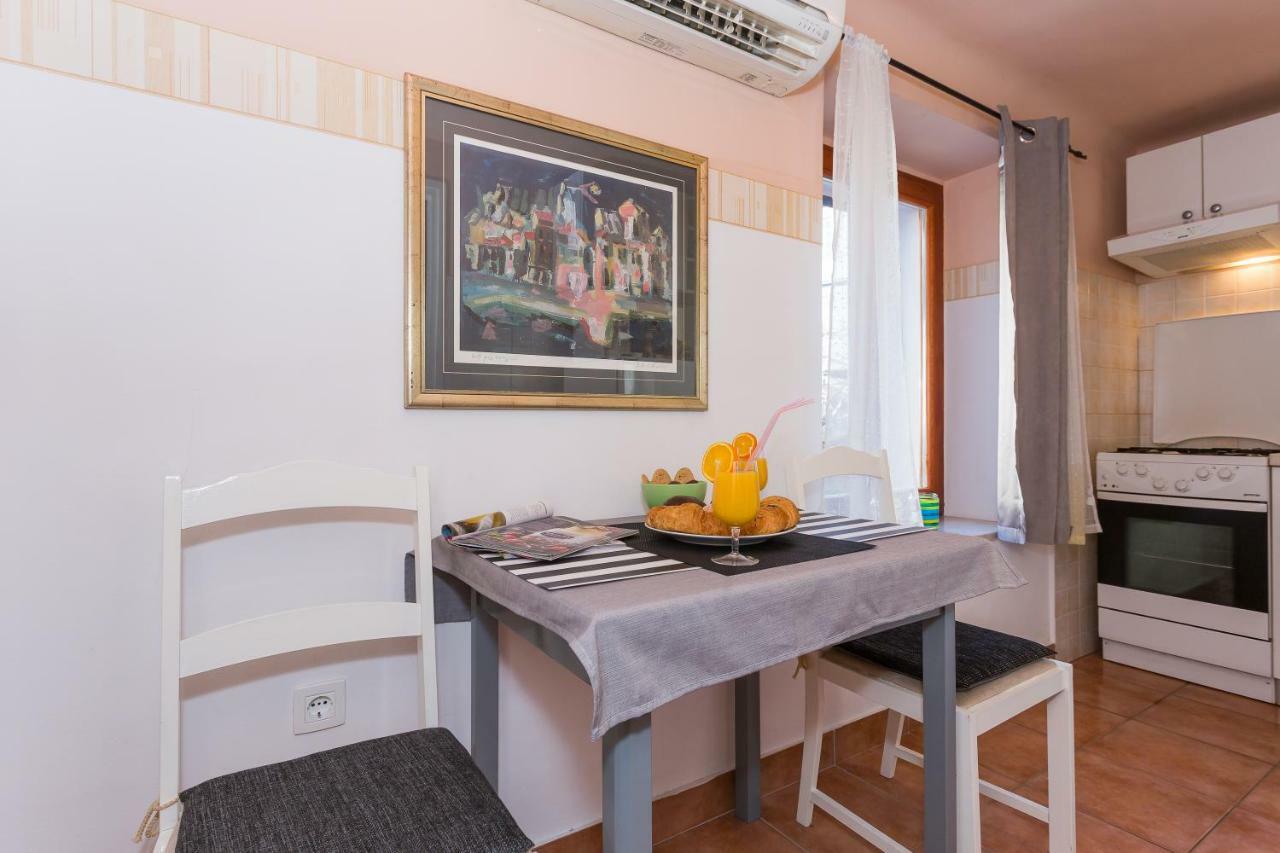 Apartment Antonio Split Buitenkant foto